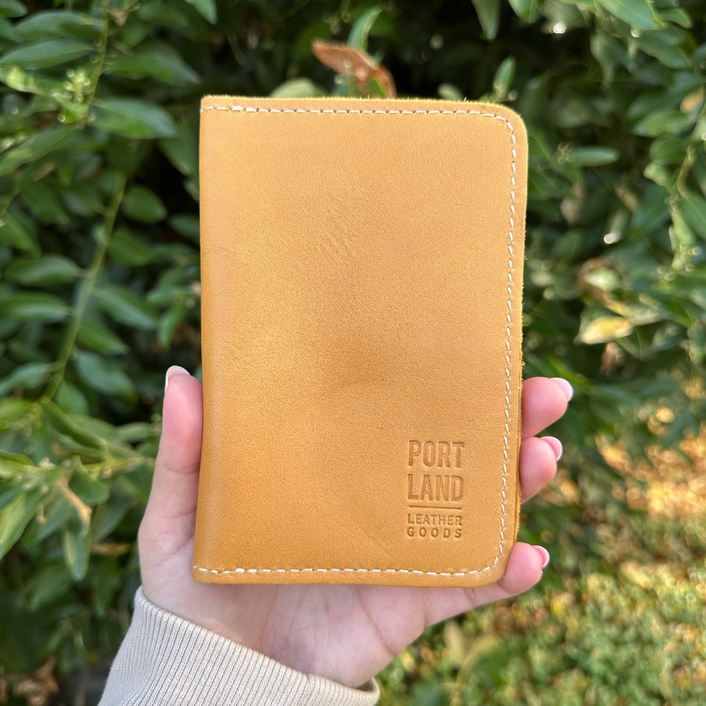 SUNFLOWER 🌻 BNNU: Passport Cover (Portland Leather Goods)